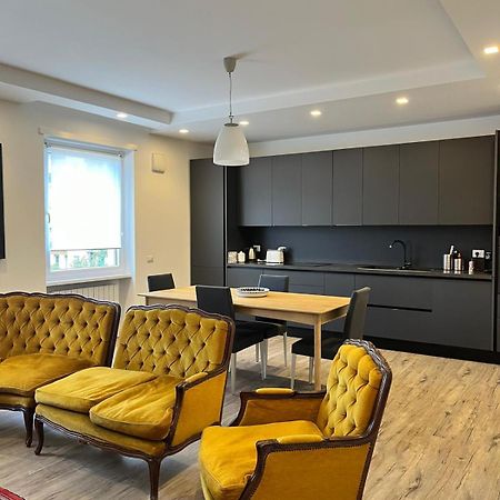 Apartment On The Square Roma Esterno foto