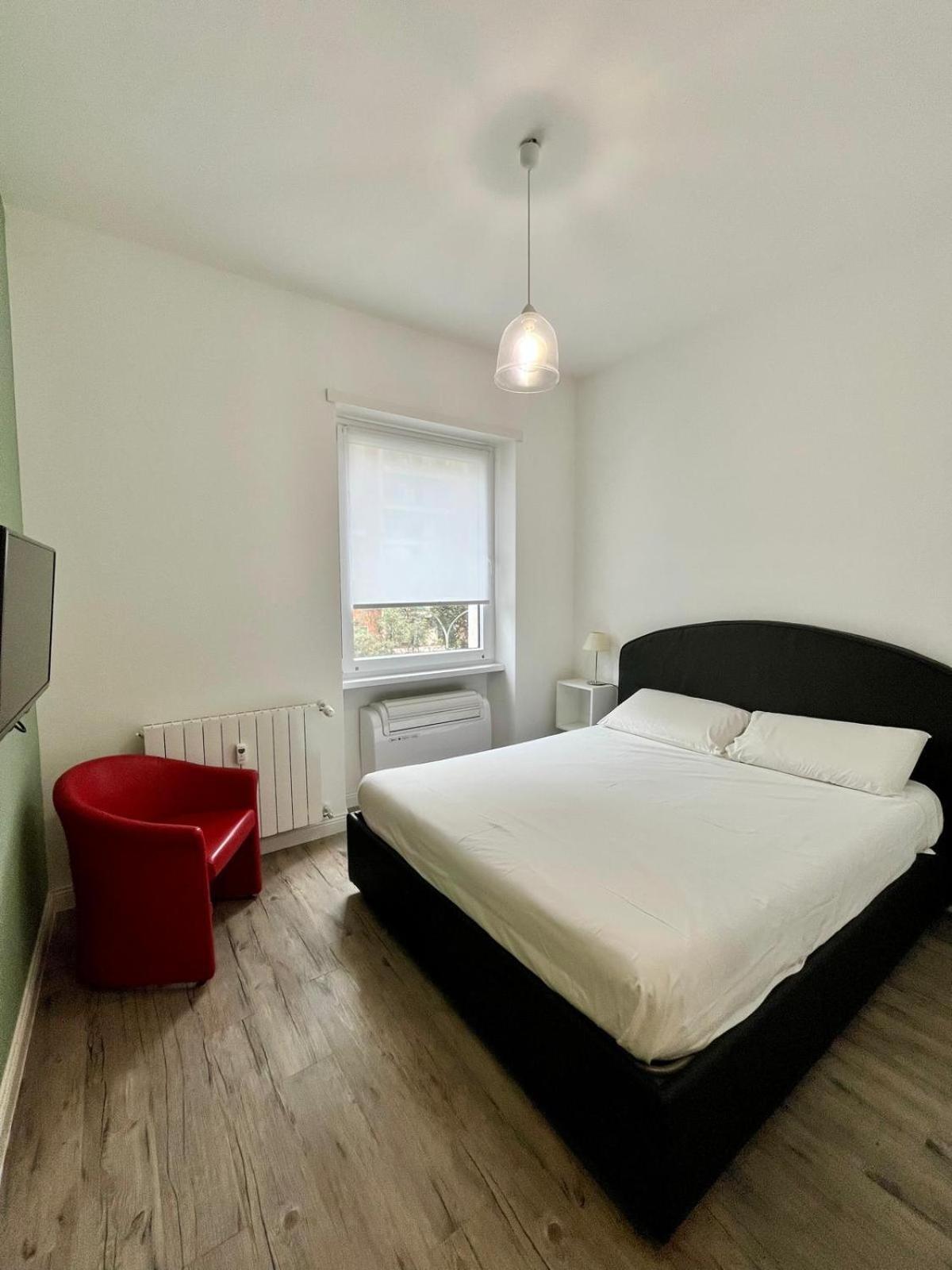 Apartment On The Square Roma Esterno foto