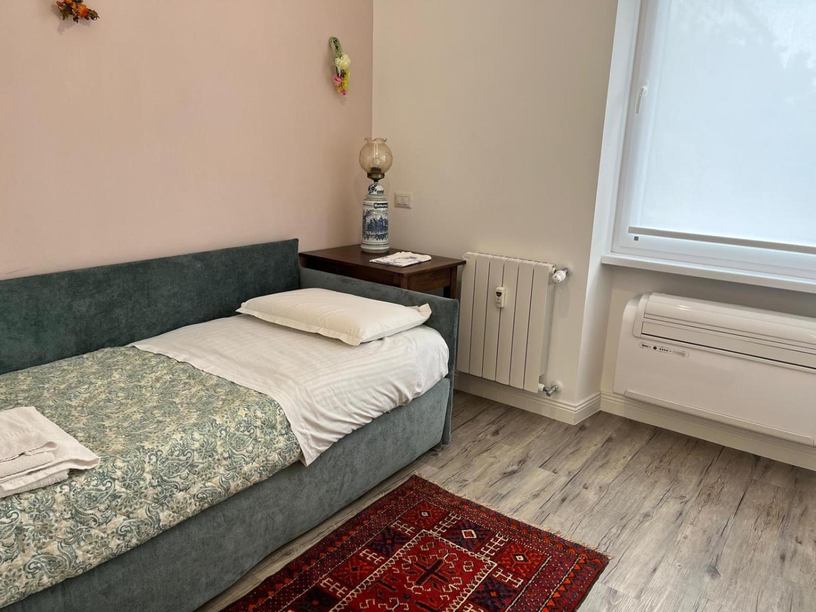 Apartment On The Square Roma Esterno foto