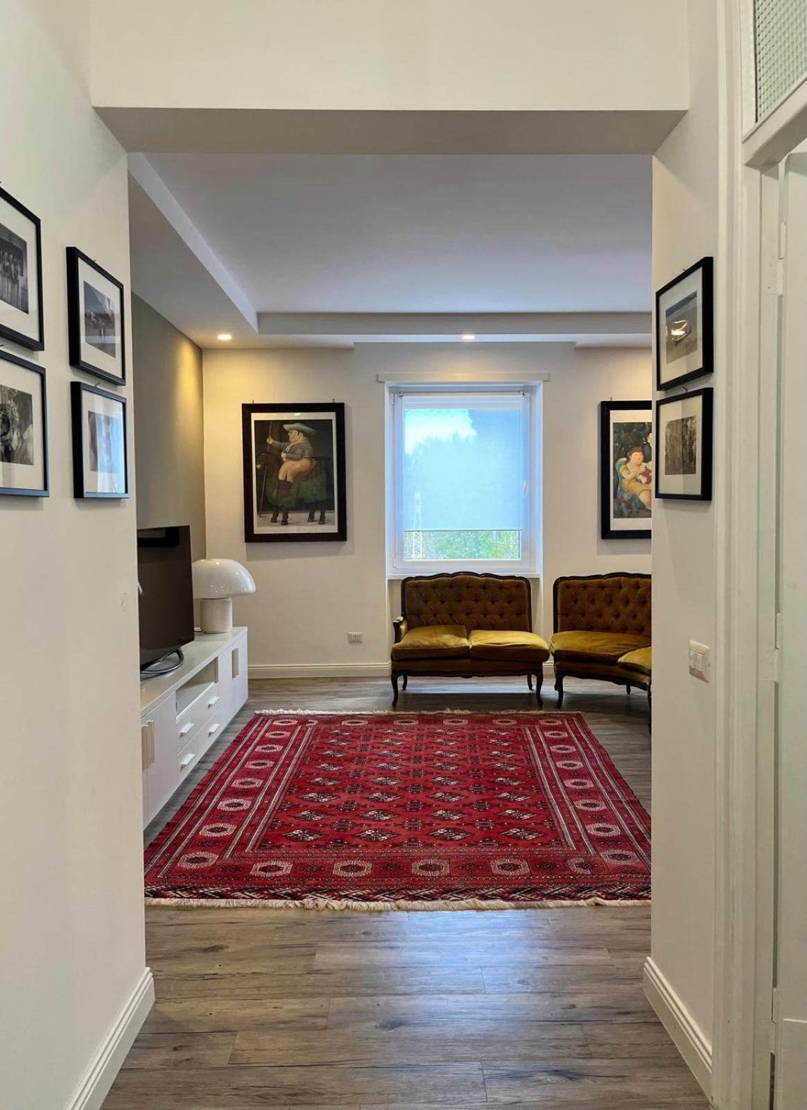 Apartment On The Square Roma Esterno foto